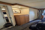 Deluxe Verandah Stateroom Picture