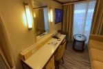 Mini-Suite Stateroom Cabin M424. Picture