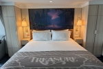 Family-Oceanview Stateroom Cabin 7512. Picture