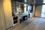 Yacht-Club-Deluxe Stateroom Cabin 16027. Picture
