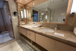 Window Suite Stateroom Cabin F305. Picture