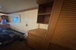 Deluxe Oceanview Stateroom Picture