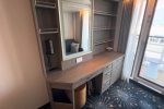 Deluxe Verandah Stateroom Picture