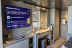 Yacht-Club-Deluxe Stateroom Cabin 18003. Picture