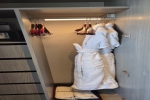 Yacht-Club-Deluxe Stateroom Cabin 18003. Picture