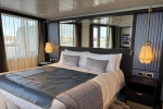 Queen Cabin Picture