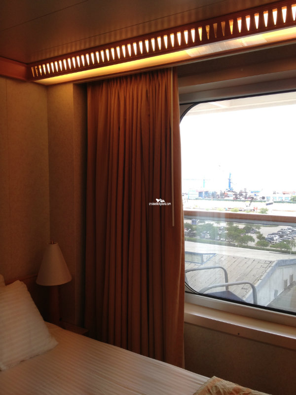 Yvette Taylor Carnival Valor Cabin Photos