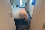Deluxe-Oceanview Stateroom Cabin 7002. Picture