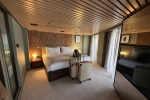 Haven-Aft-Owner Stateroom Cabin 10886. Picture