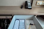 Deluxe_Verandah Stateroom Cabin 9362. Picture