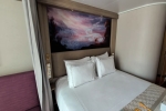 Deluxe_Verandah Stateroom Cabin 9362. Picture