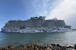 Norwegian Luna Ship Picture  5