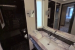 Master Stateroom Cabin 5134. Picture