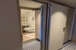 Seaview (Oceanview) Stateroom Picture
