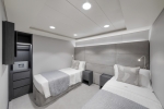 Yacht Club Whirlpool Royal Suite Stateroom Picture