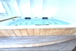 Yacht-Club-Royal Stateroom Cabin 15008. Picture