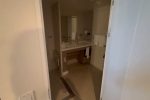 Deluxe Verandah Stateroom Picture