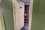 Deluxe Verandah Stateroom Picture
