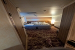  Stateroom Picture