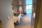 Whirlpool Bath Suite Stateroom Picture