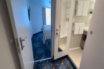 Family-Verandah Stateroom Cabin 6696. Picture