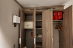 Large-Inside Stateroom Cabin 5475. Picture