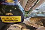 Suite Stateroom Cabin 924. Picture