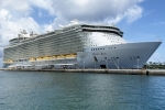 Oasis of the Seas Ship Picture  4