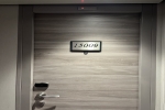 Yacht-Deluxe Stateroom Cabin 15009. Picture