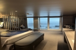 Yacht-Deluxe Stateroom Cabin 15009. Picture