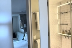 Deluxe Verandah Stateroom Picture
