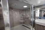 Family-Oceanview Stateroom Cabin 5800. Picture