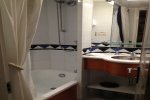 Deluxe Verandah Stateroom Picture