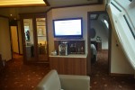 Deluxe Owner Suite Stateroom Picture