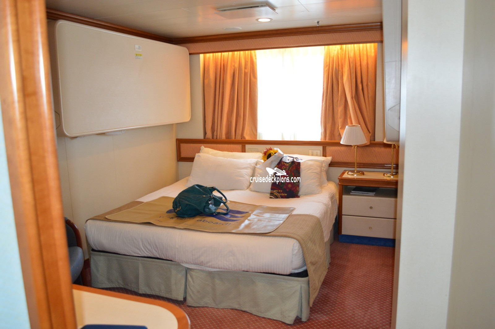 Cyndi Hollan Grand Princess Cabin Photos