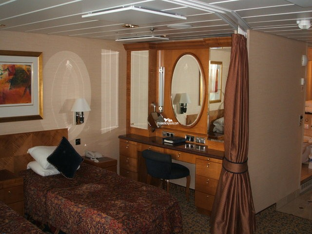 Brilliance of the Seas Grand Suite - 1 Bedroom Stateroom