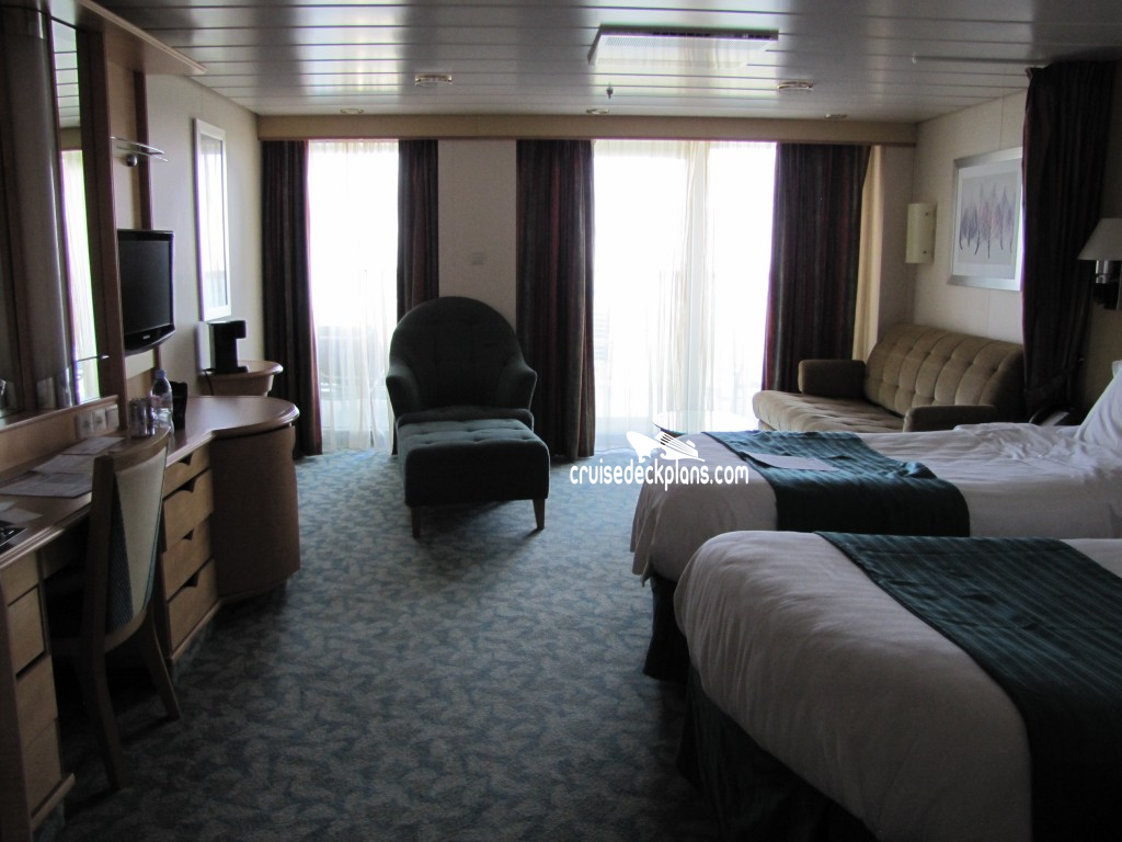 Independence of the Seas Junior Suite Category