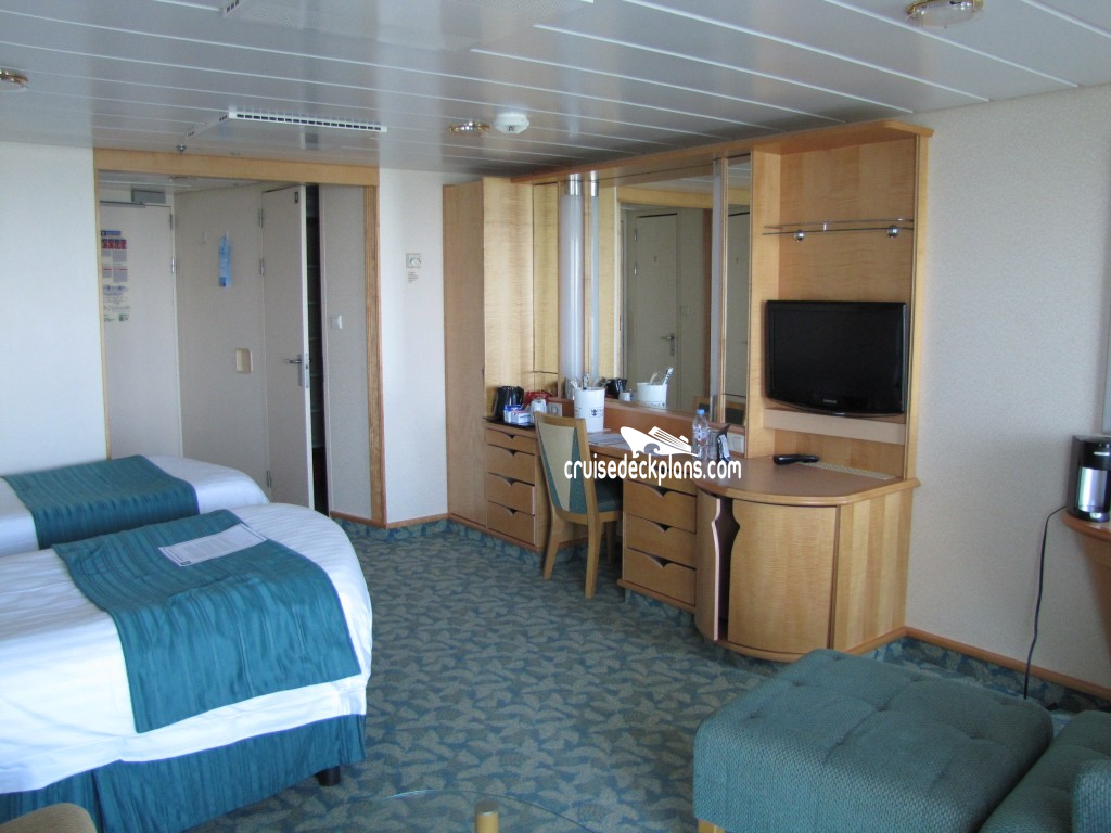 Independence of the Seas Junior Suite Category