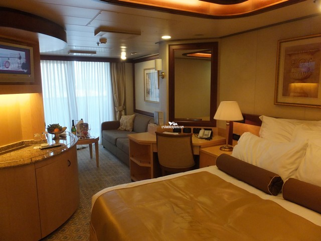 Queen Victoria Princess Suite Stateroom