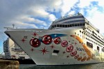 Norwegian Pearl Exterior Picture