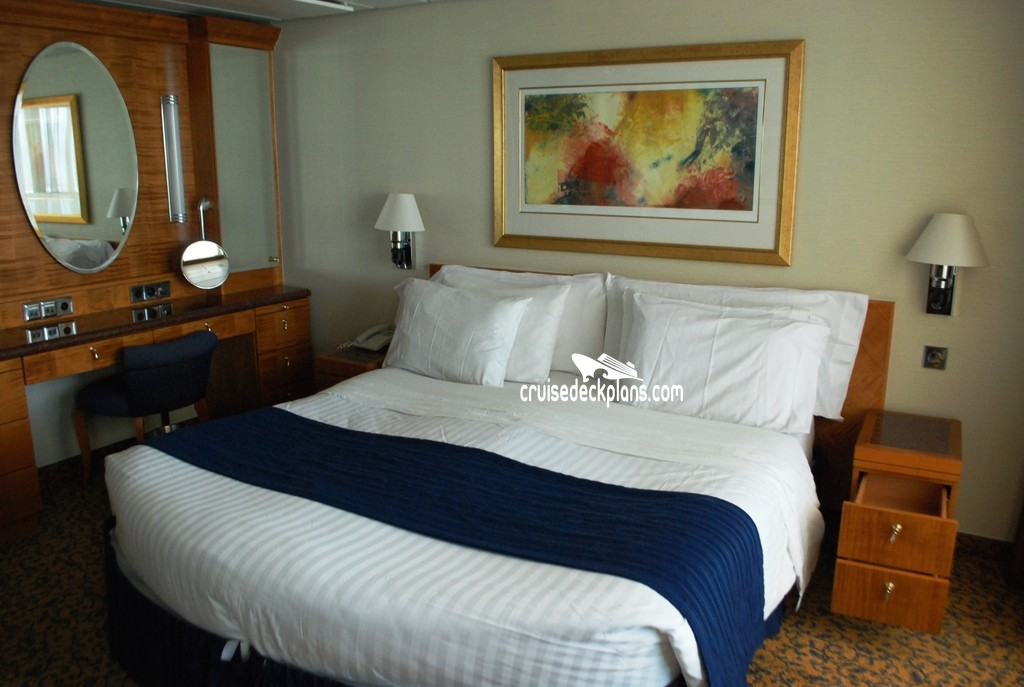 Serenade of the Seas Grand Suite - 1 Bedroom Stateroom