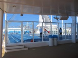 Oasis of the Seas Sports Court picture