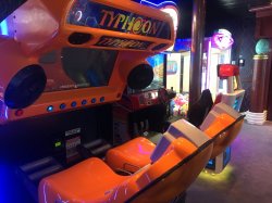 Carnival Paradise Video Arcade picture