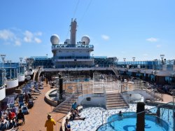 Royal Princess III Main Pool picture