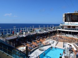 Royal Princess III Main Pool picture