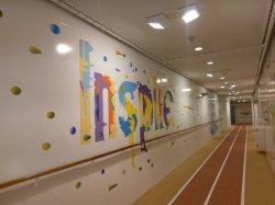 Symphony of the Seas Running Track picture