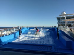 Symphony of the Seas Flowrider picture