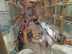 Freedom of the Seas Royal Promenade picture