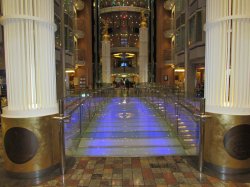 Freedom of the Seas Royal Promenade picture