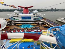 Carnival Horizon Seaside Theatre picture